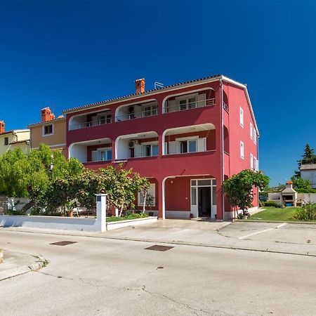 Apartments Boris Фажана Экстерьер фото