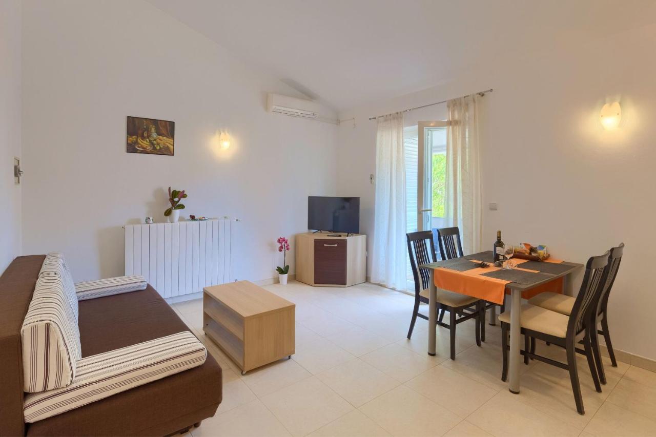 Apartments Boris Фажана Экстерьер фото