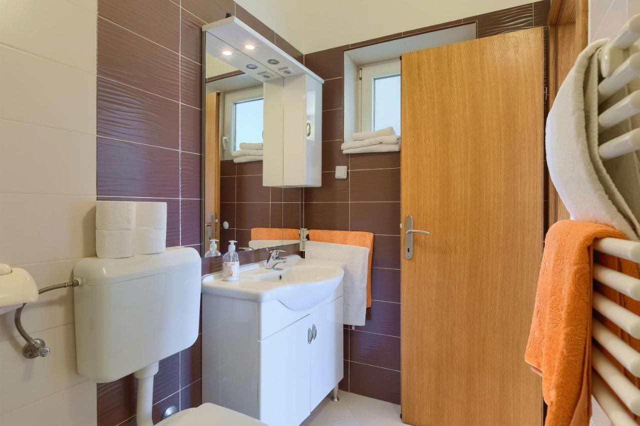 Apartments Boris Фажана Экстерьер фото
