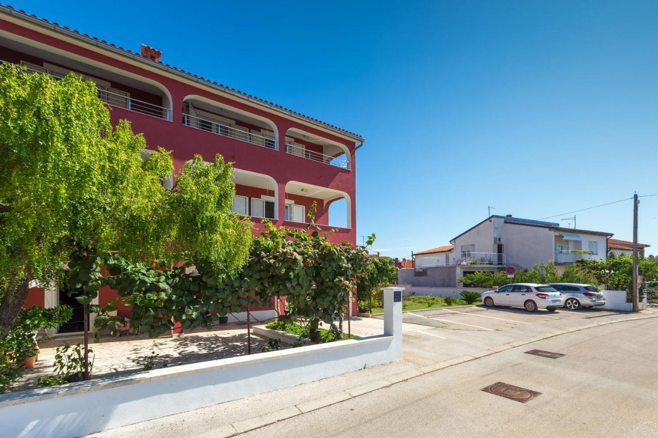 Apartments Boris Фажана Экстерьер фото