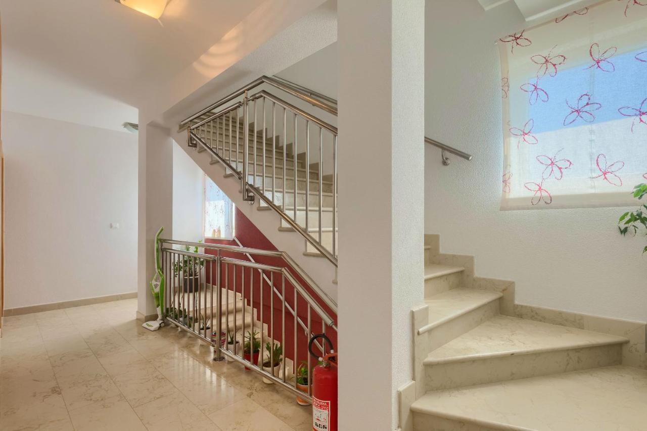 Apartments Boris Фажана Экстерьер фото